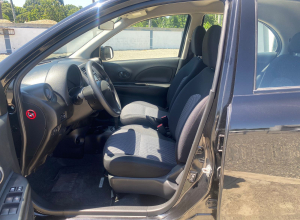 Nissan March Básico