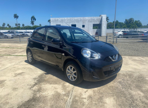 Nissan March Básico