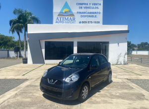 Nissan March Básico