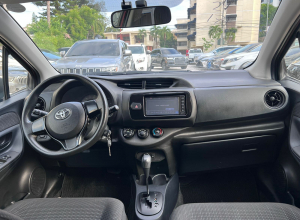 Toyota Vitz Básico