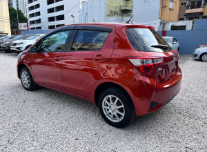 Toyota Vitz Básico