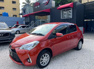 Toyota Vitz Básico