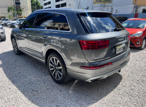 Audi Q7 Premium Plus