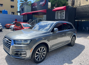 Audi Q7 Premium Plus