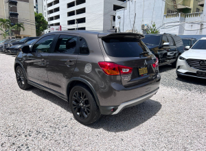 Mitsubishi Outlander Sport