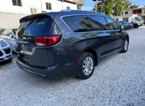 Chrysler Pacifica Básico