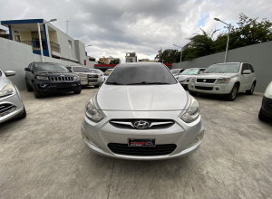 Hyundai Accent Básico