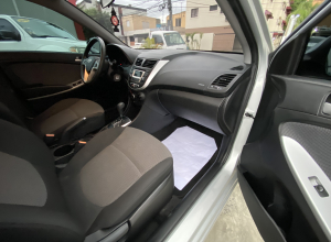Hyundai Accent Básico