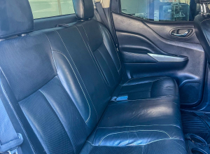 Nissan Frontier LE