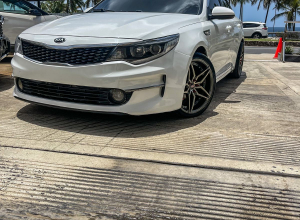 Kia K5 Básico