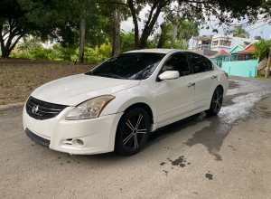 Nissan Altima S