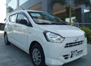 Daihatsu Mira Básico