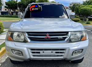 Mitsubishi Montero Limited