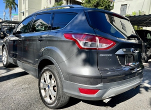 Ford Escape Titanium Ecoboost