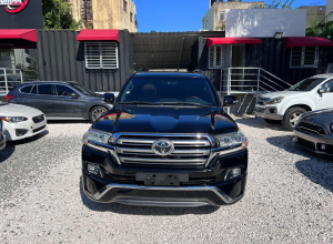 Toyota Land Cruiser VXR