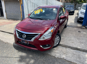 Nissan Versa SV