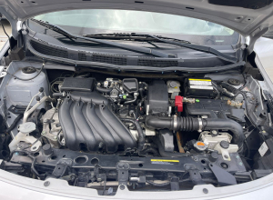Nissan Versa SV