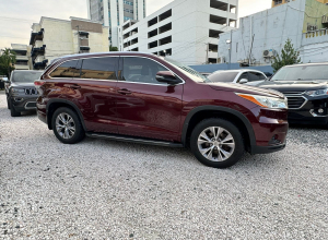 Toyota Highlander XLE