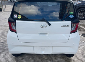 Daihatsu Mira Básico