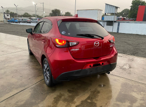 Mazda Demio Básico