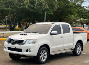 Toyota Hilux SRV