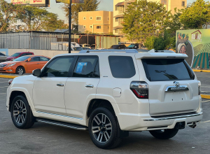 Toyota 4Runner Limited