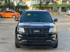 Ford Explorer Sport