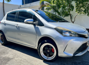 Toyota Vitz Básico