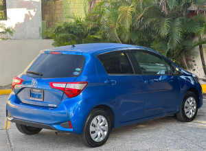 Toyota Vitz Básico