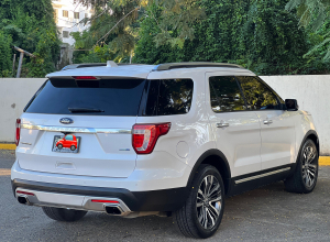 Ford Explorer Platinum