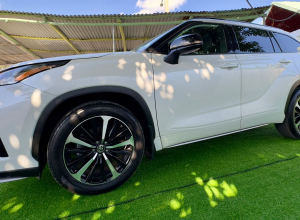 Toyota Highlander Limited Platinum
