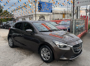 Mazda Demio Básico