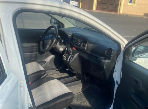 Daihatsu Mira Plus