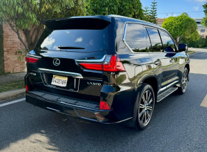 Lexus LX 570