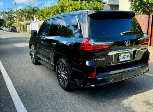 Lexus LX 570