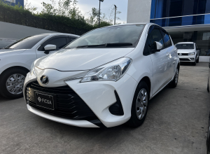 Toyota Vitz Básico