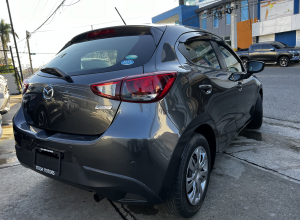 Mazda Demio Básico