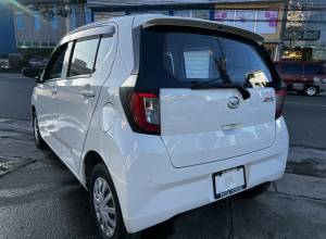 Daihatsu Mira Básico