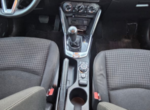Mazda Demio Básico