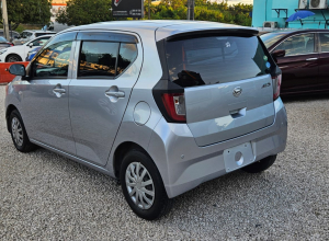 Daihatsu Mira Básico