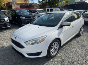 Ford Focus SE