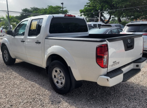 Nissan Frontier Básico