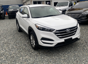 Hyundai Tucson SE