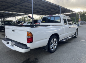 Toyota Tacoma SR5