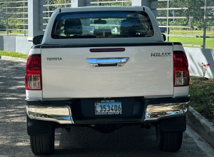 Toyota Hilux Básico