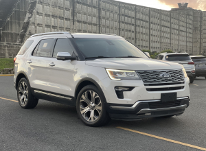 Ford Explorer Platinum