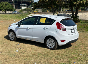 Ford Fiesta SE