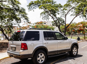 Ford Explorer XLT