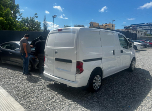Nissan NV 200