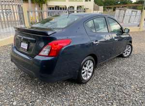 Nissan Versa SV